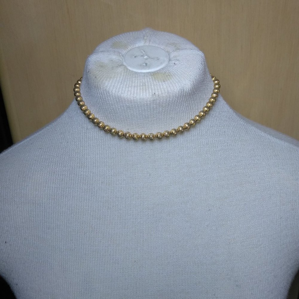 Vintage TRIFARI Choker